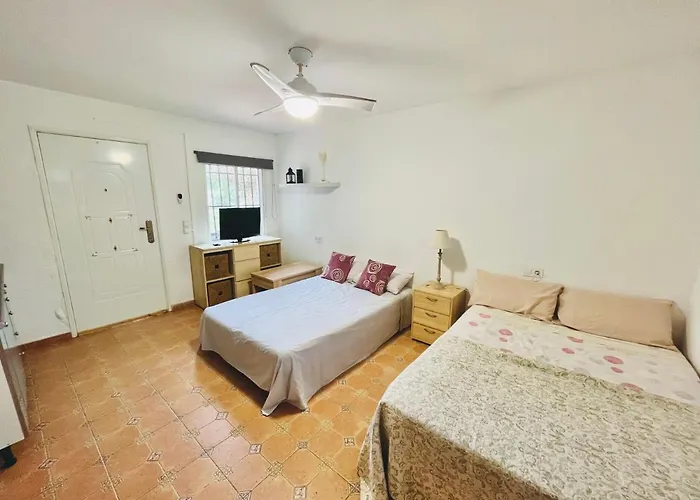 Tatil Evi Estudio Adosado Con Jardin Y Parking Privado