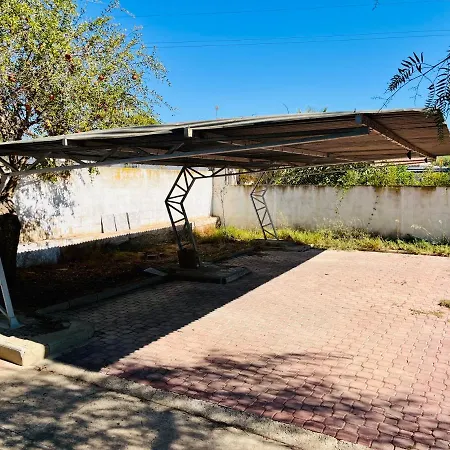 Holiday home Estudio Adosado Con Jardin Y Parking Privado *